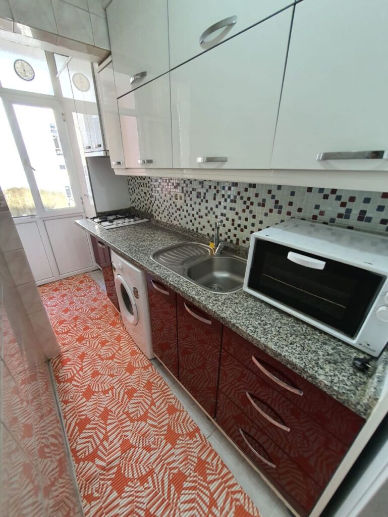 شقة غرفتين وصالة في الفاتح